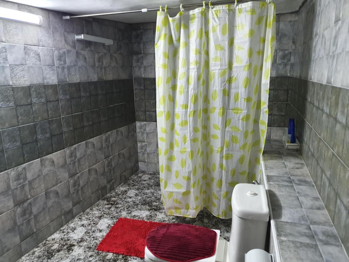 Apartmán New Luxurious Modern Studio Džaraš Exteriér fotografie