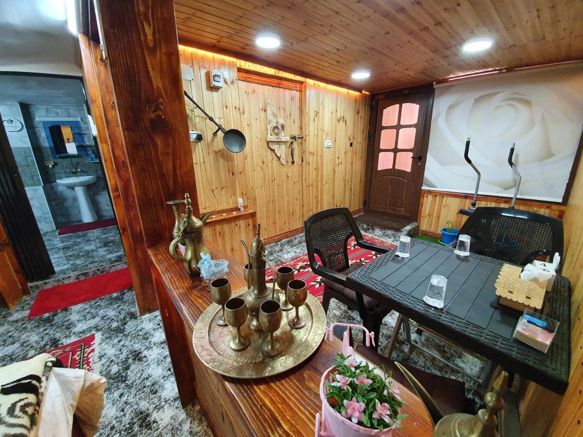 Apartmán New Luxurious Modern Studio Džaraš Exteriér fotografie